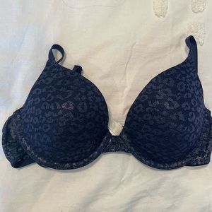 Victoria’s Secret PINK Cheetah Lace Wear Everywhere T-Shirt bra